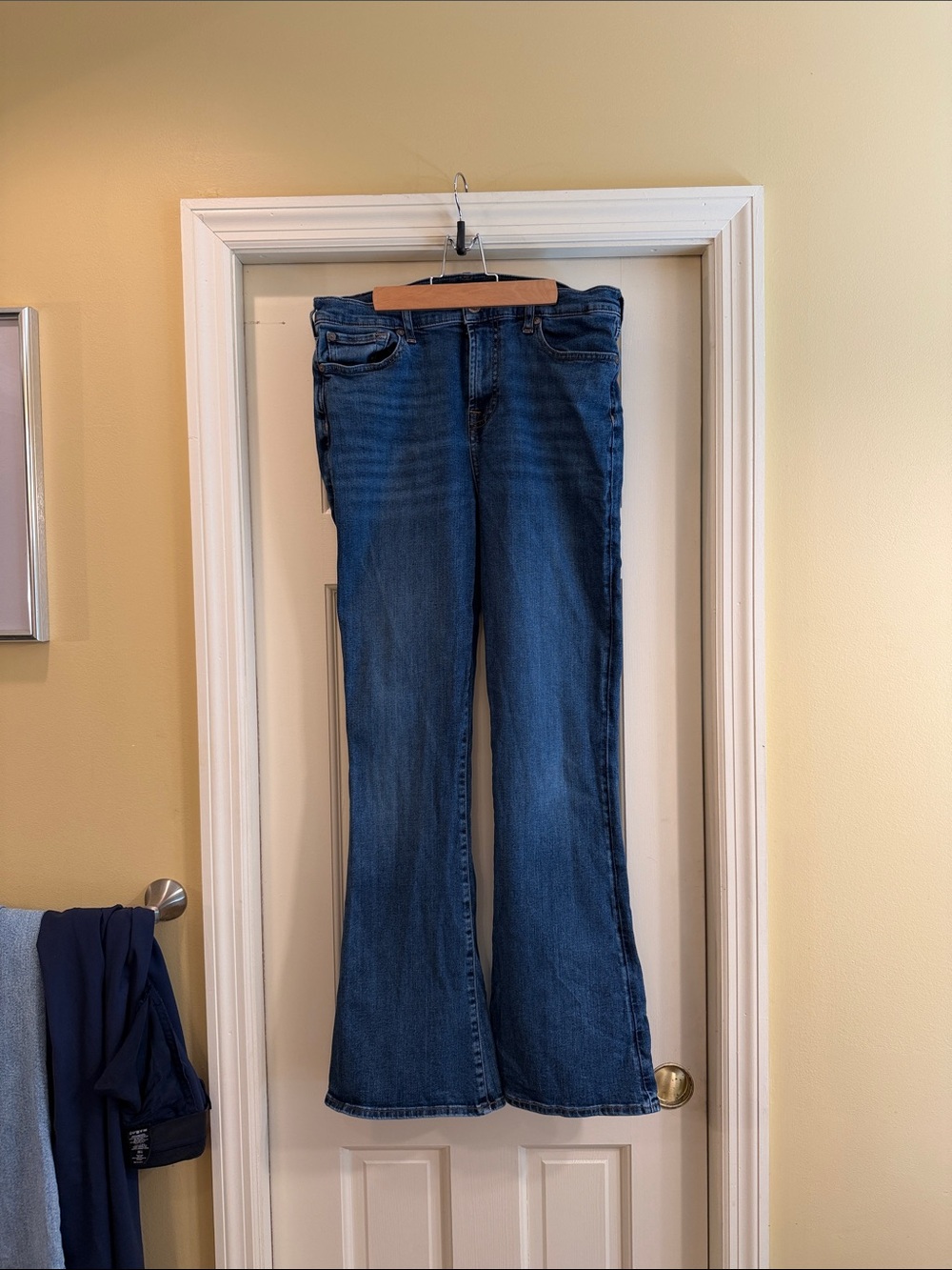 7 For All Mankind HW Ali high-waisted flare / bootcut jean in the Rebel